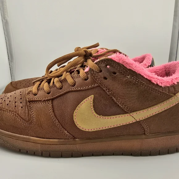 2007 Nike SB Premium Dunk Low Gibson Guitar Case Men's Size 9.5